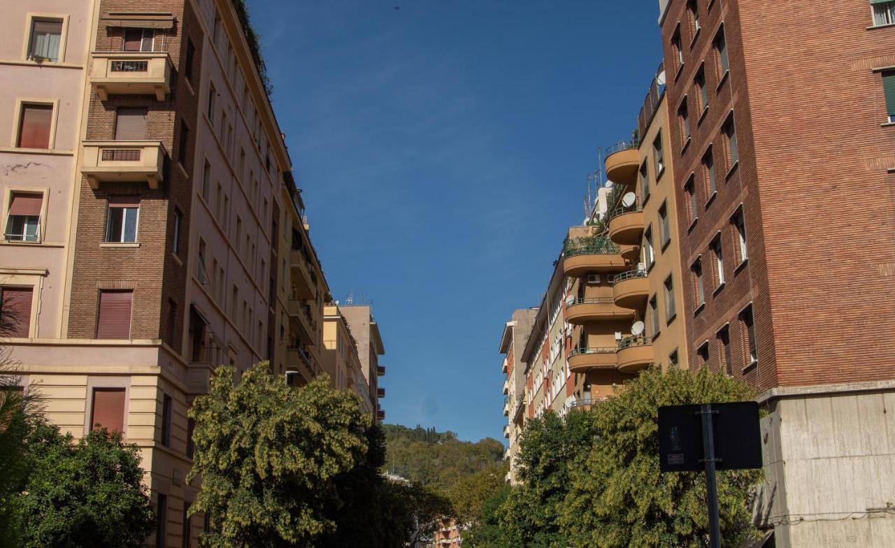 Fcr Rome Apartments Vacanze Romane Екстериор снимка